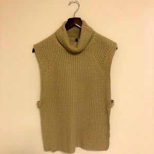 La Classe Couture Women’s Knit Vest